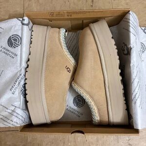 Non UGG Women's Tazz Platform Slippers Shoes